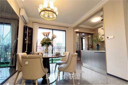 清河上城3室2厅1卫72万114m2精装修出售